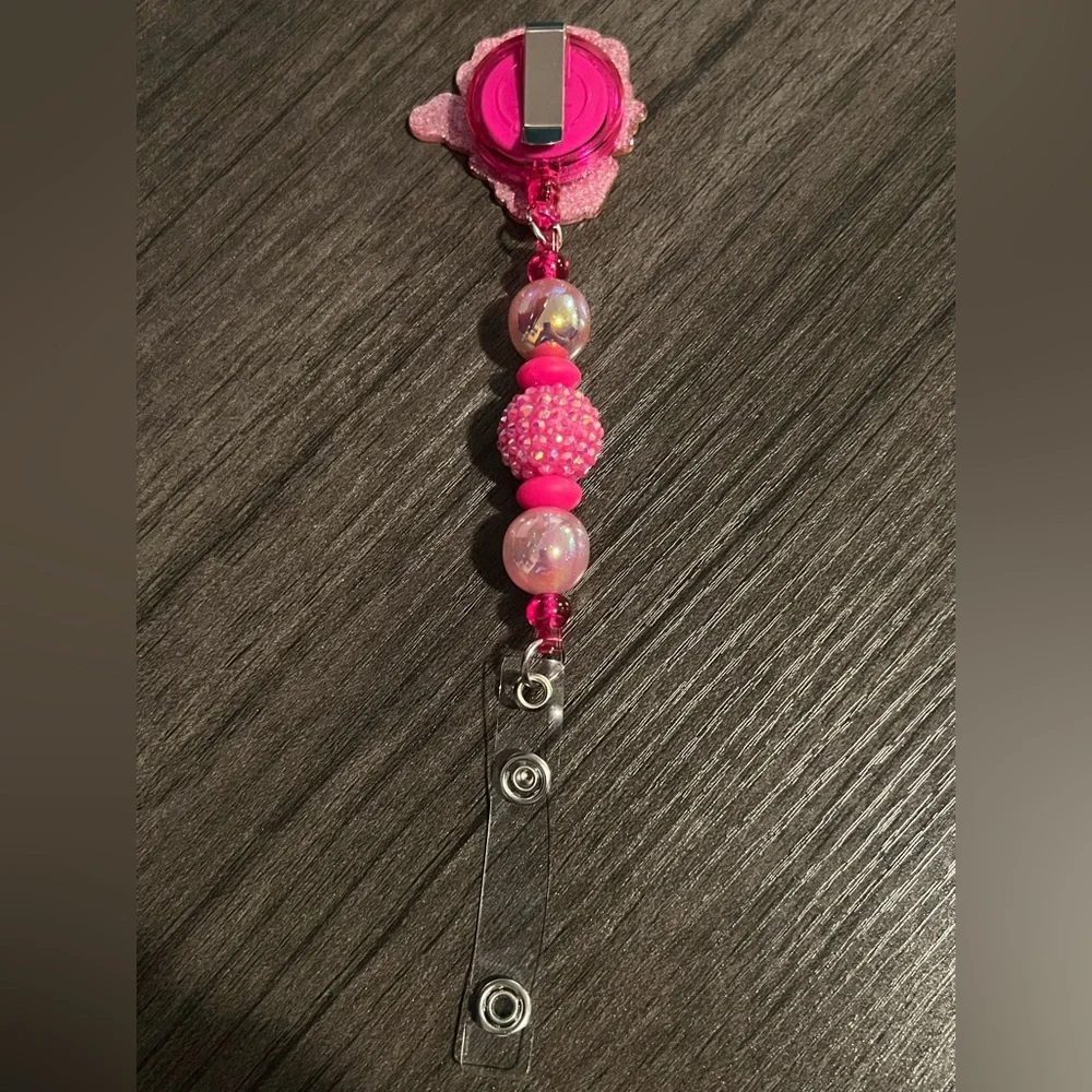 Hello Kitty badge reel - Picture 3 of 4